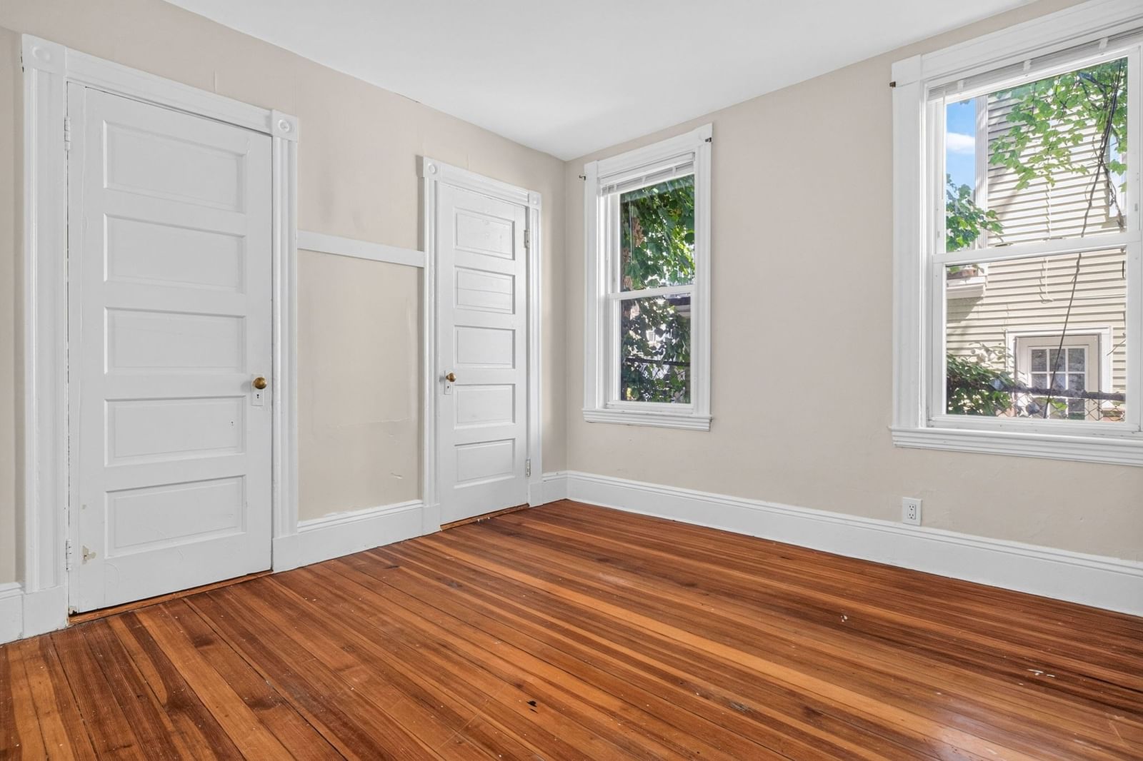 569 Norfolk St Boston — Photo 10 of 24