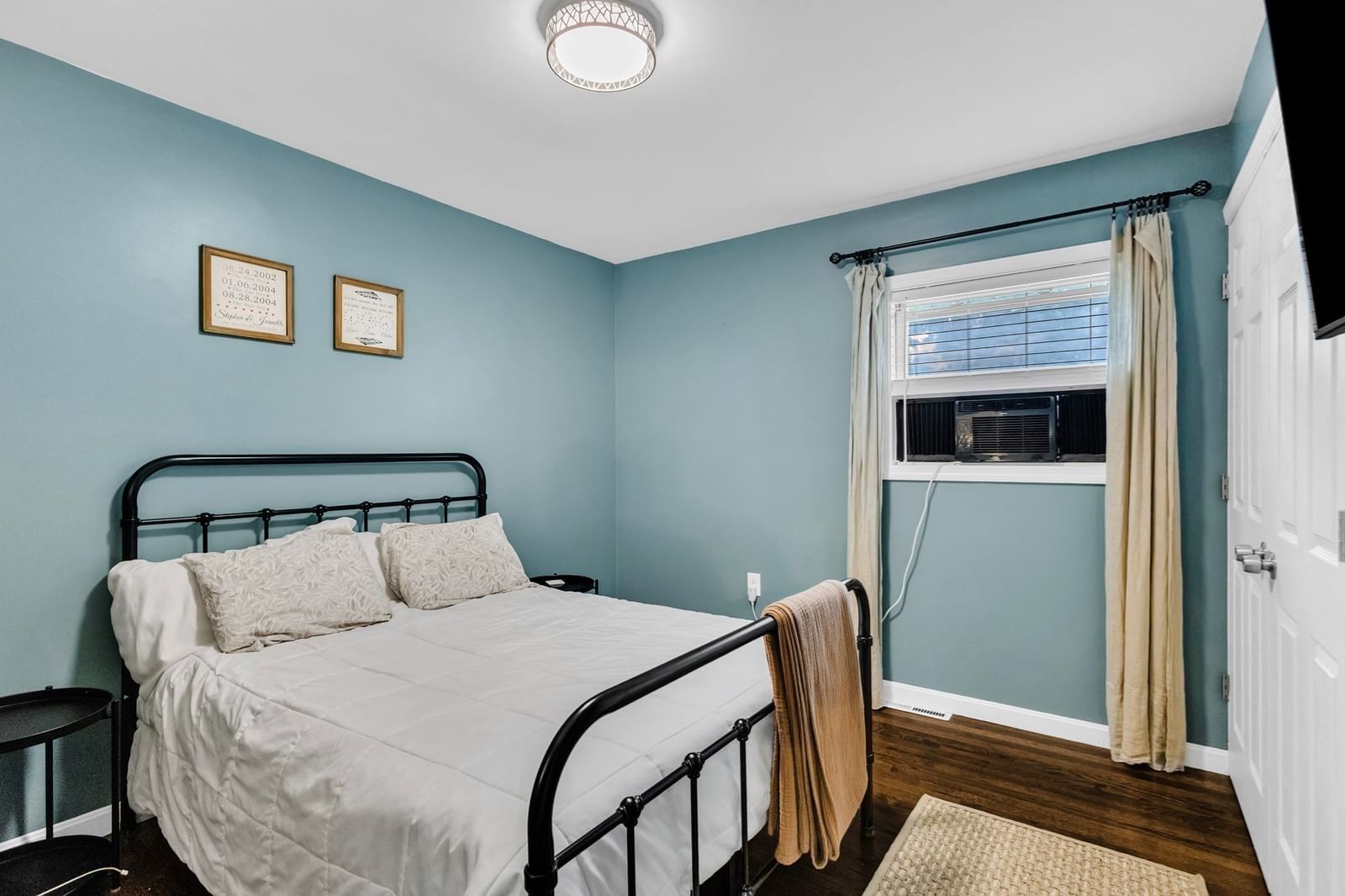 6 Pitcairn Ave Leicester — Photo 13 of 35