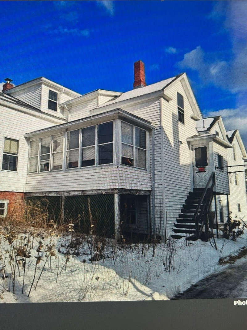 36 Pleasant St