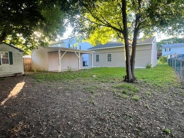 27 Dubois St Springfield — Photo 12 of 14
