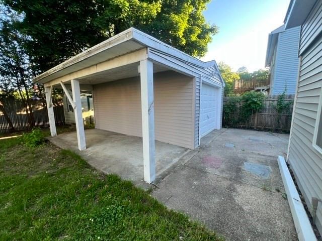 27 Dubois St Springfield — Photo 13 of 14