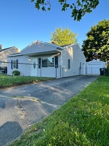 27 Dubois St Springfield — Photo 14 of 14