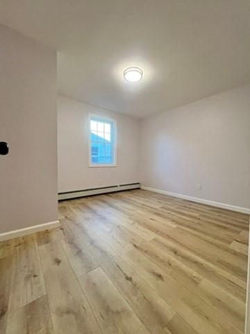 27 Dubois St Springfield — Photo 9 of 14
