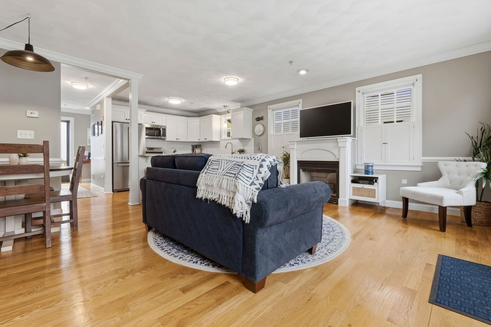 16 Ship St #16 Newburyport — Photo 10 of 40