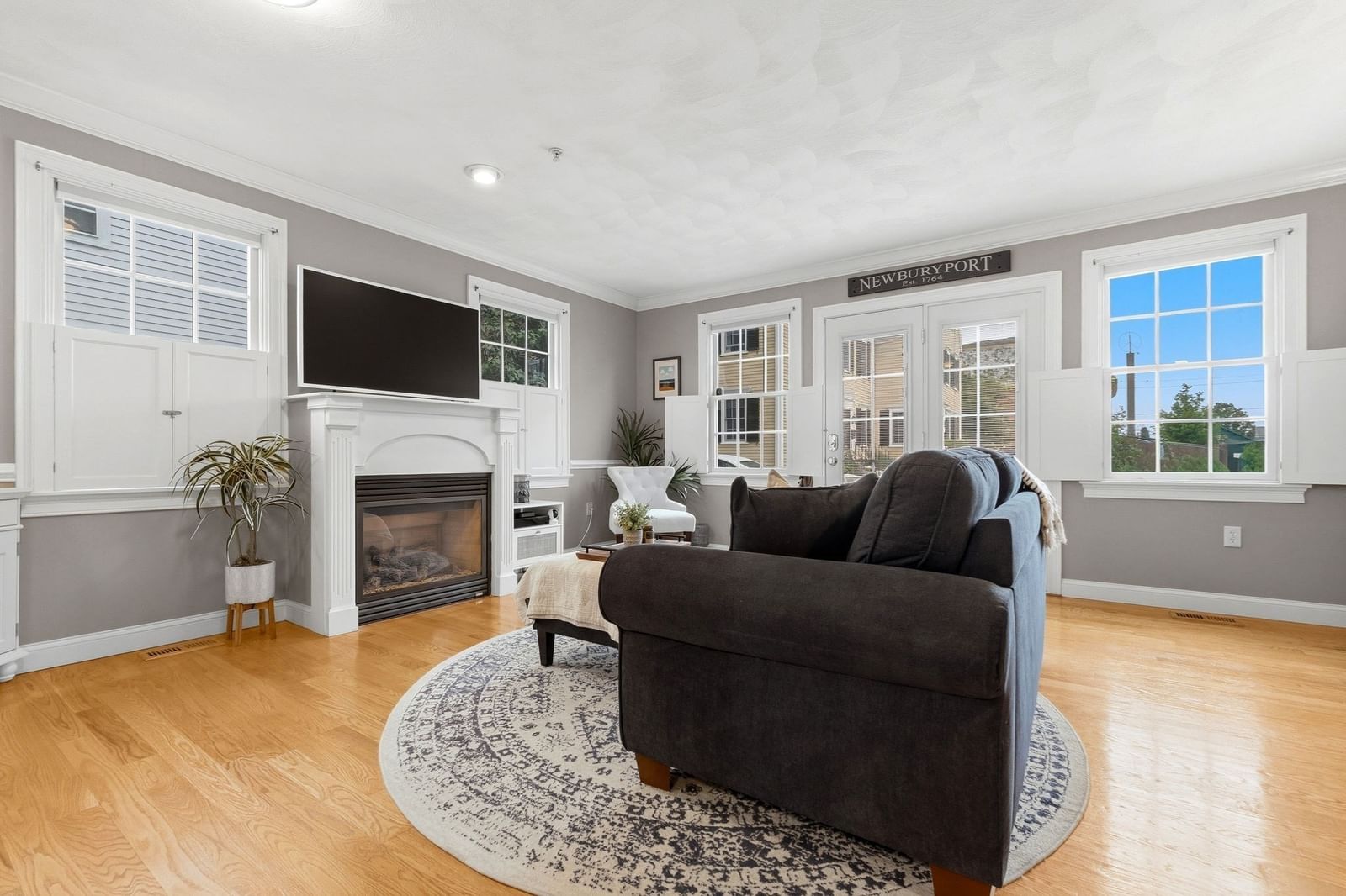 16 Ship St #16 Newburyport — Photo 11 of 40