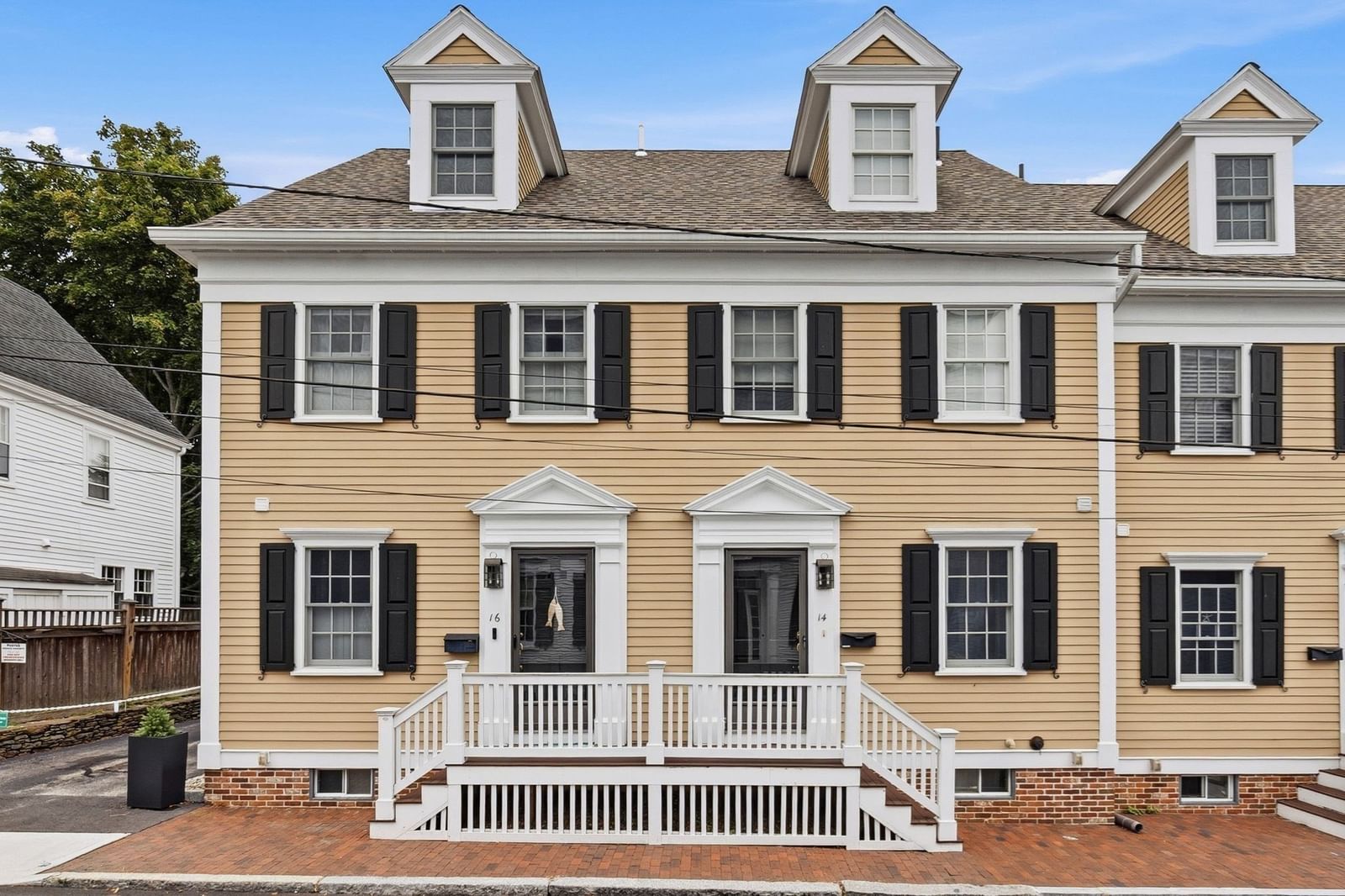 16 Ship St #16 Newburyport — Photo 33 of 40