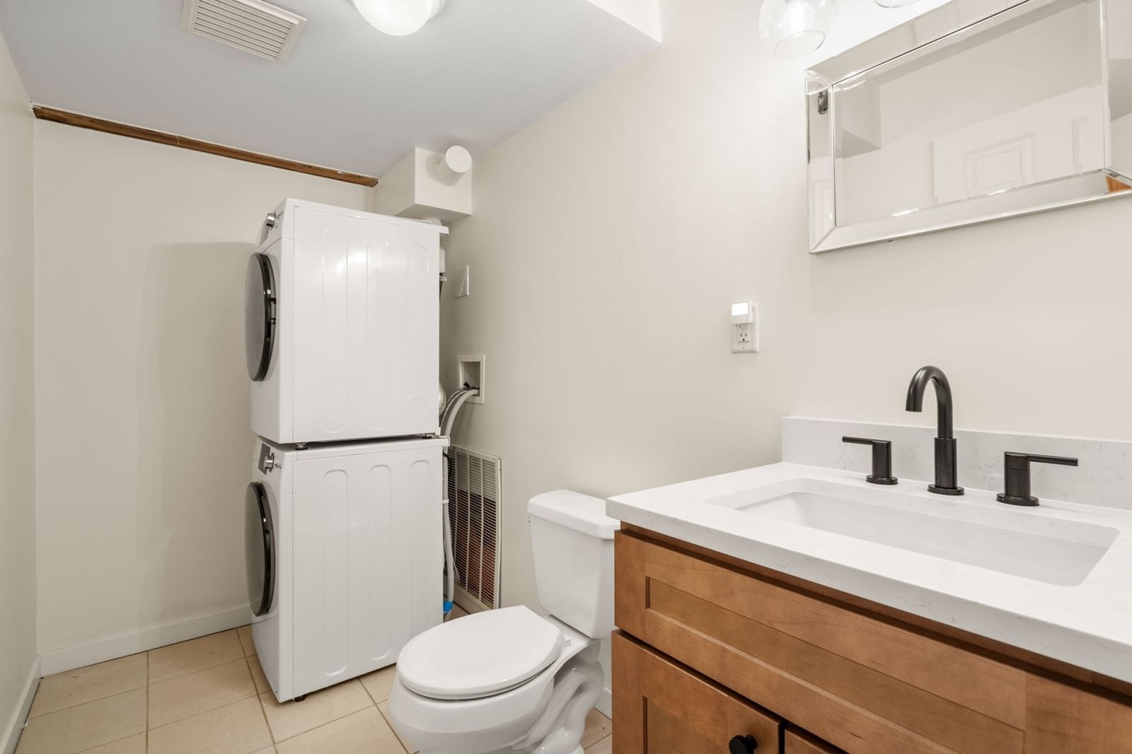 240 Jackson St #308 Lowell — Photo 17 of 22