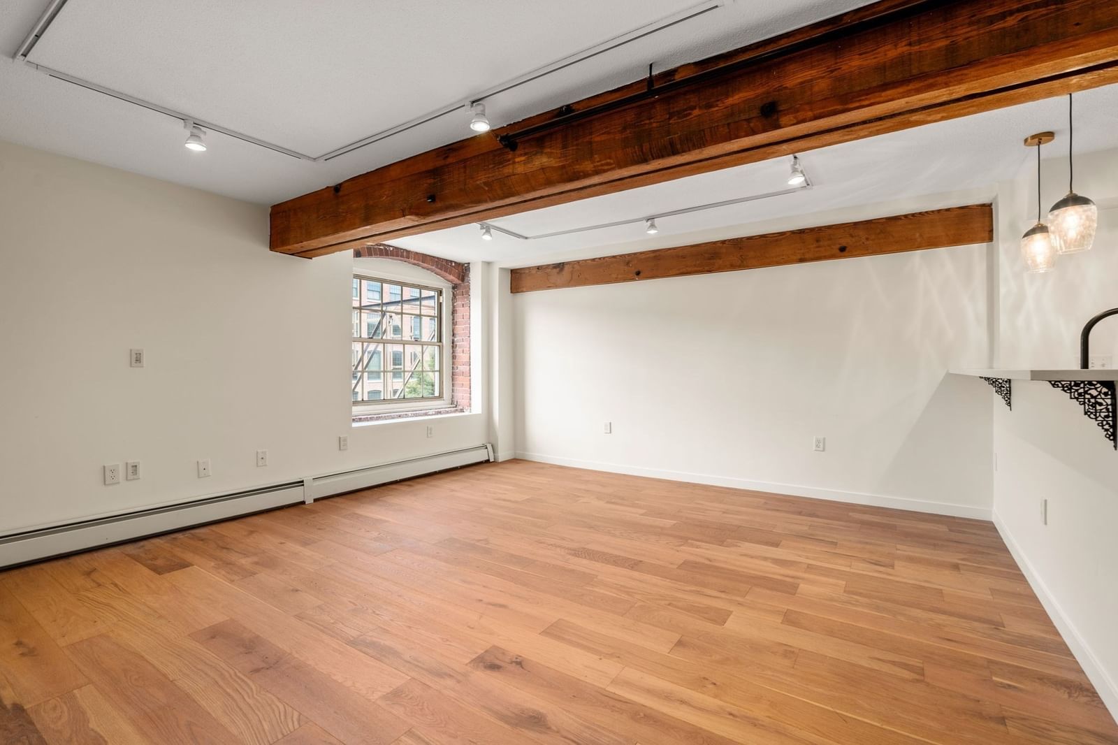 240 Jackson St #308 Lowell — Photo 7 of 22