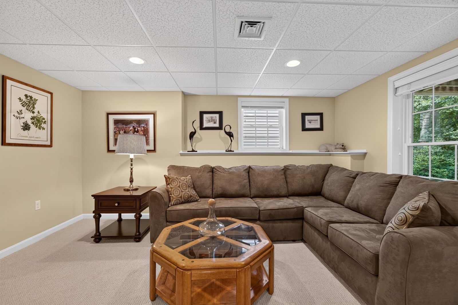 55 Windemere Circle #16 Tyngsborough — Photo 14 of 36