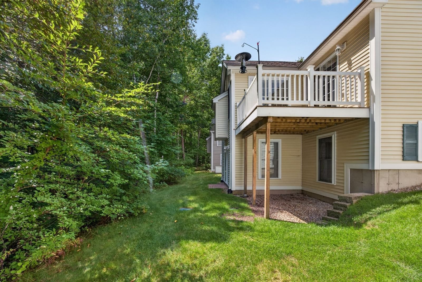 55 Windemere Circle #16 Tyngsborough — Photo 27 of 36