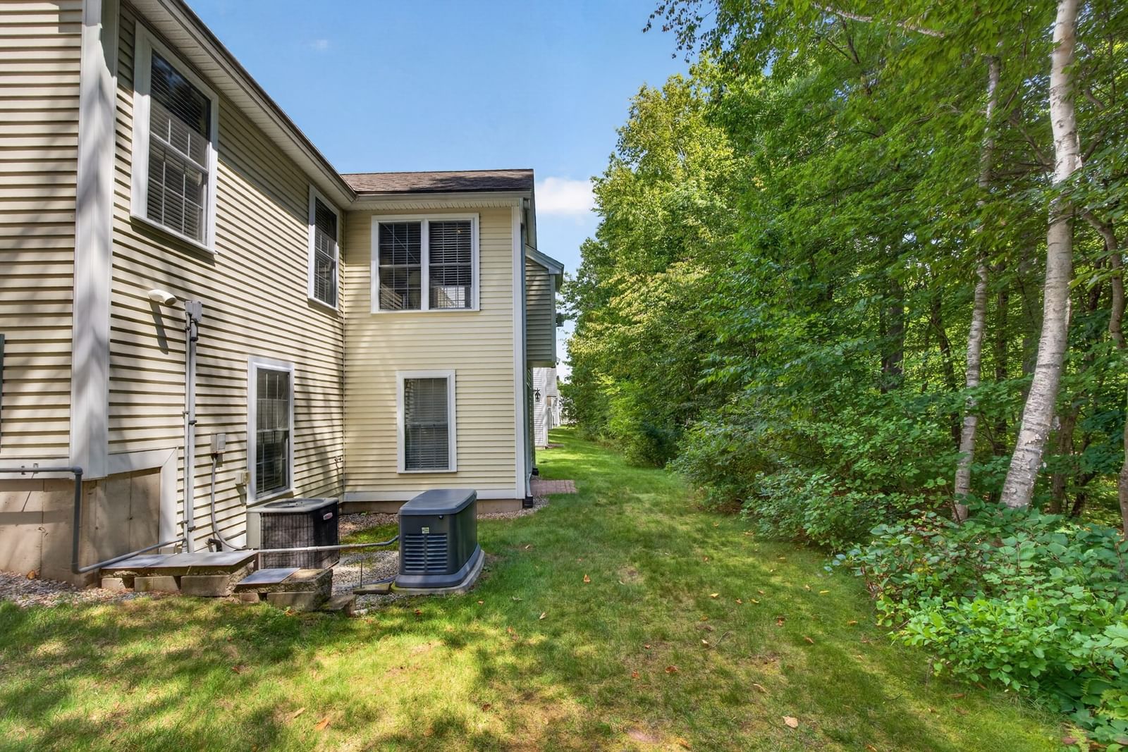 55 Windemere Circle #16 Tyngsborough — Photo 35 of 36
