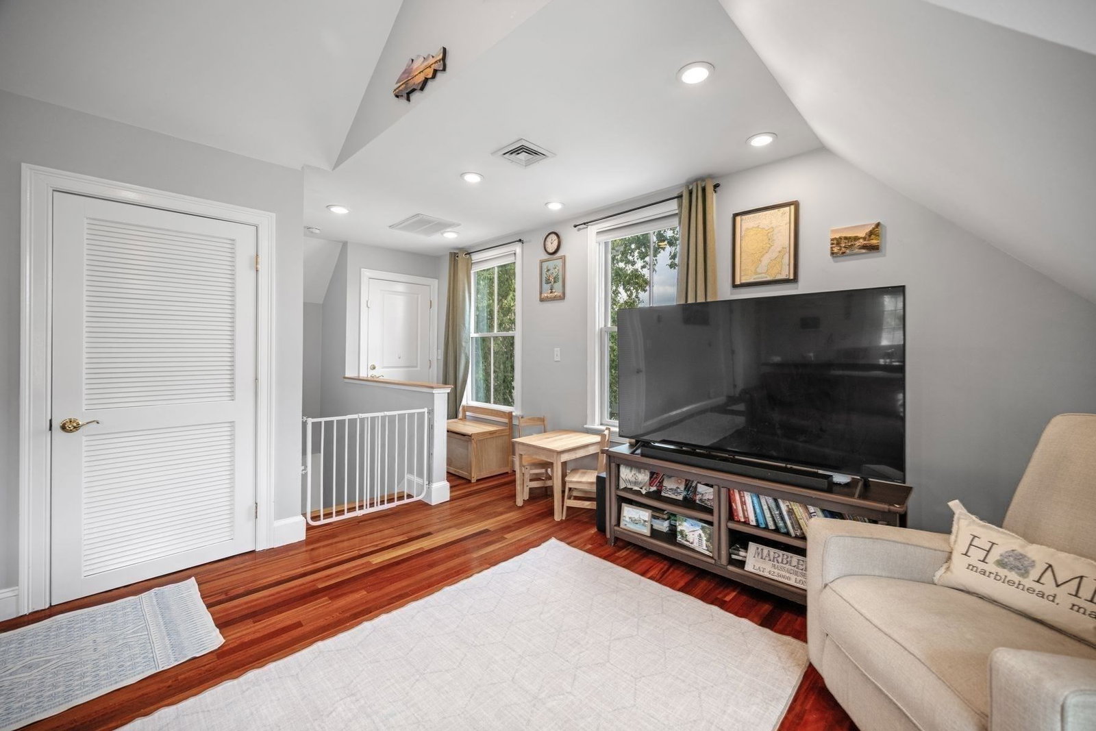 26 Village Street #Unit 3 Marblehead — Photo 9 of 26