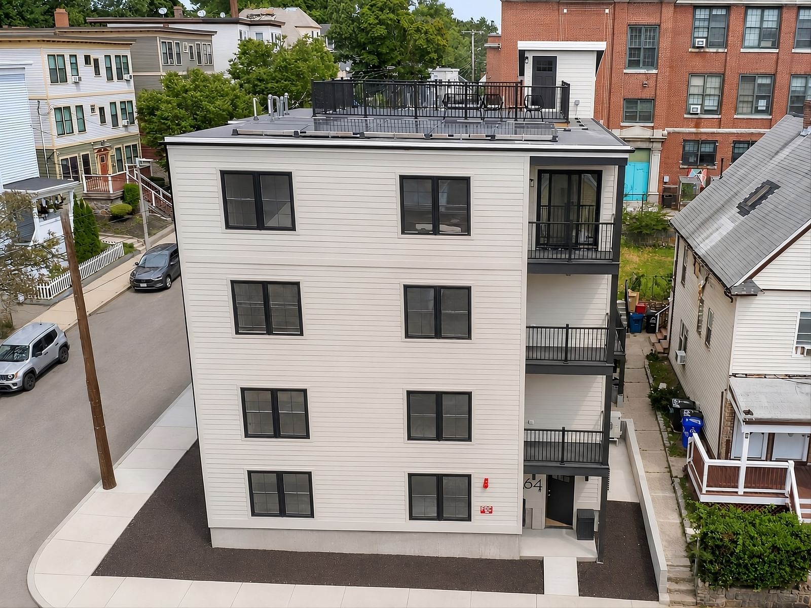 64 Nelson Boston — Photo 2 of 40