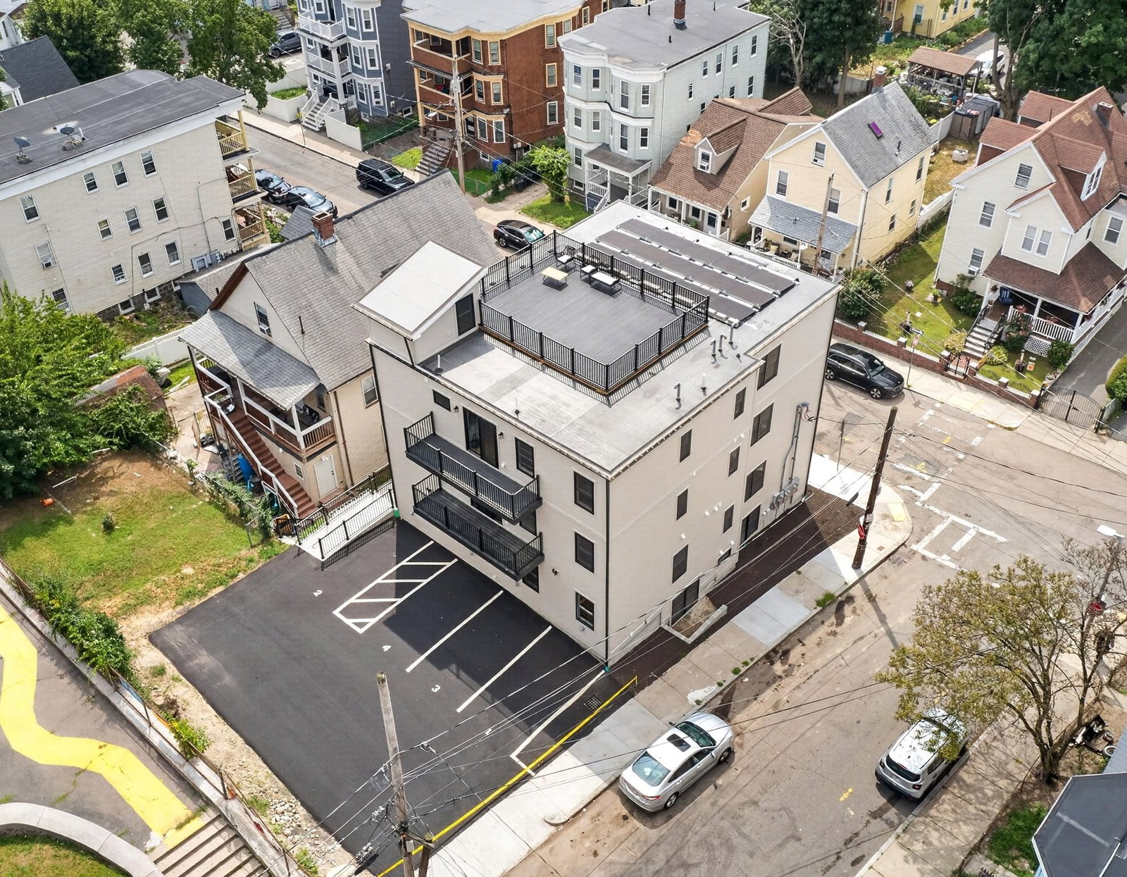 64 Nelson Boston — Photo 3 of 40