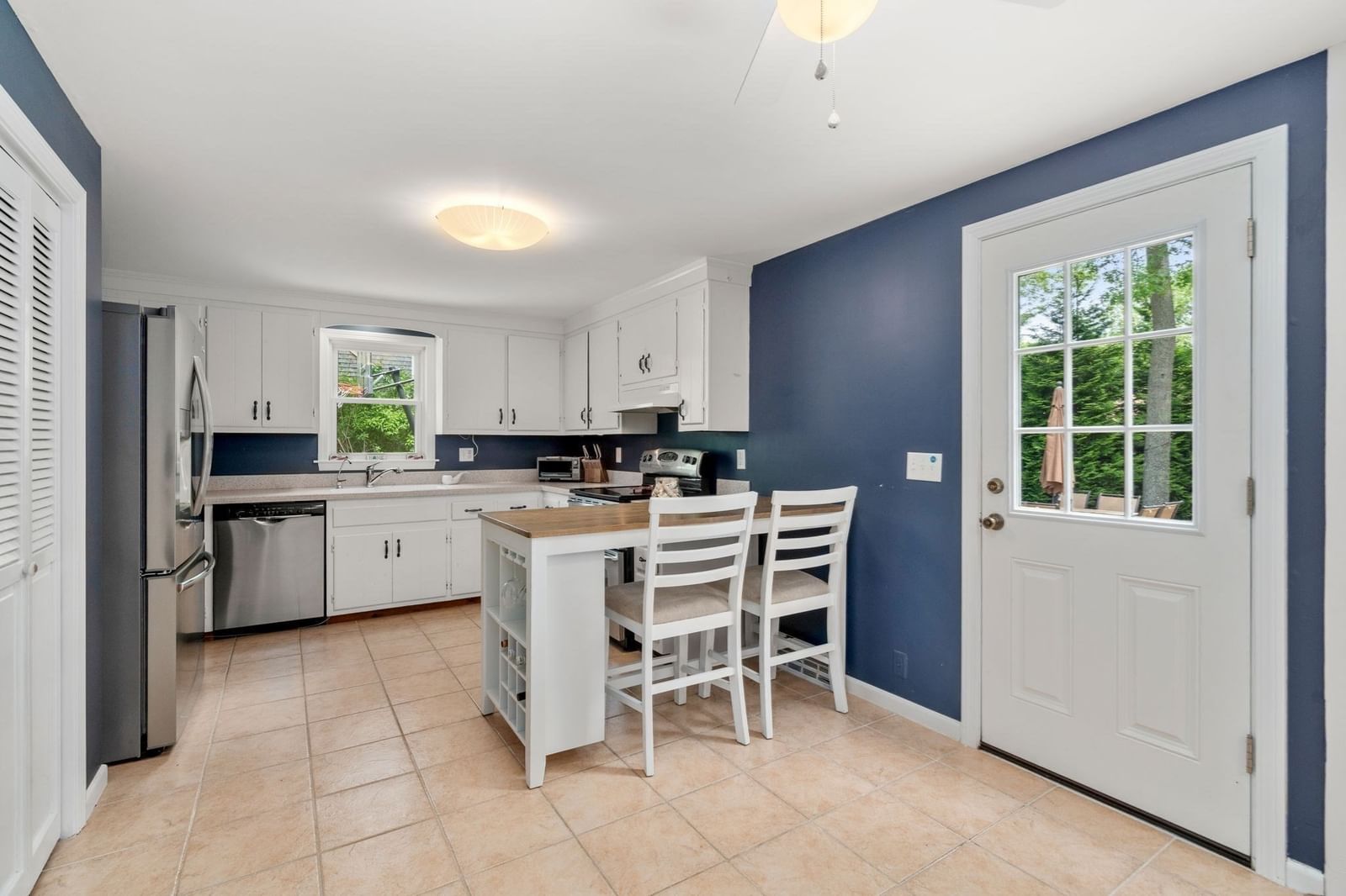 24 E Harbor Dr Falmouth — Photo 7 of 40