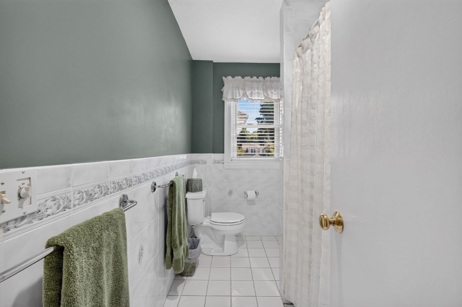 19 Wilson Rd Stoneham — Photo 16 of 22