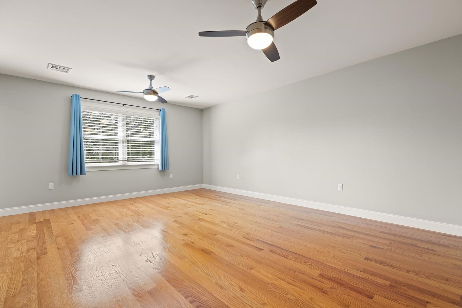 29 Wadsworth Ave #2 Waltham — Photo 17 of 41
