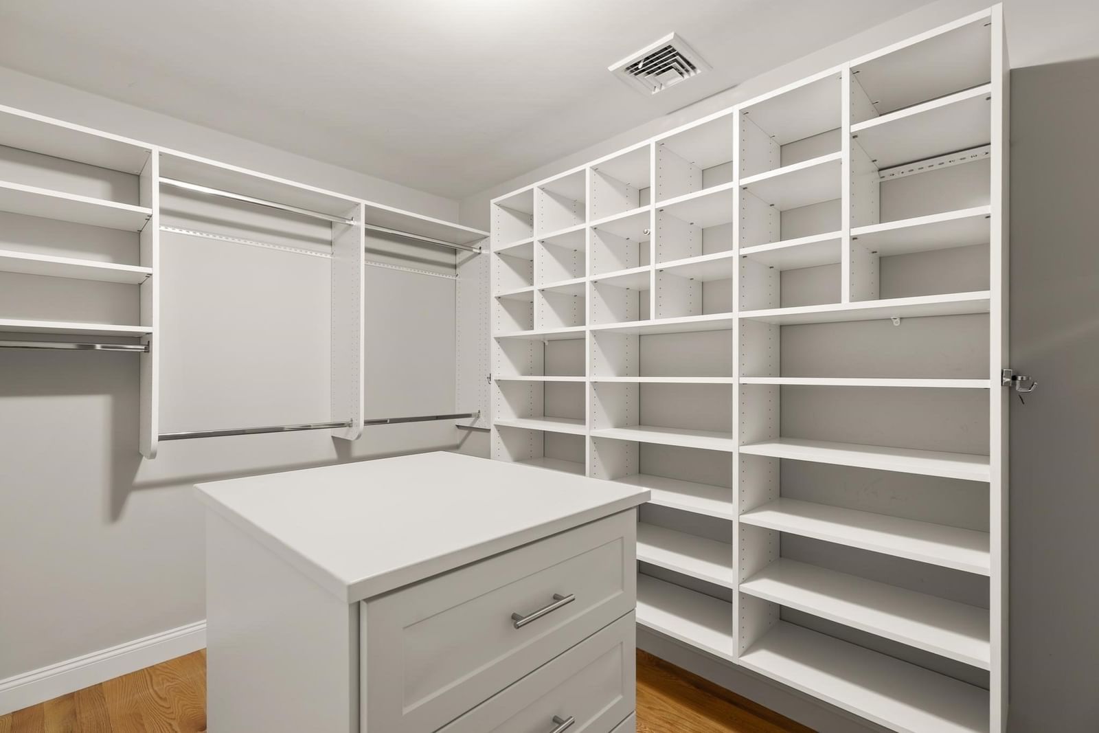 29 Wadsworth Ave #2 Waltham — Photo 18 of 41