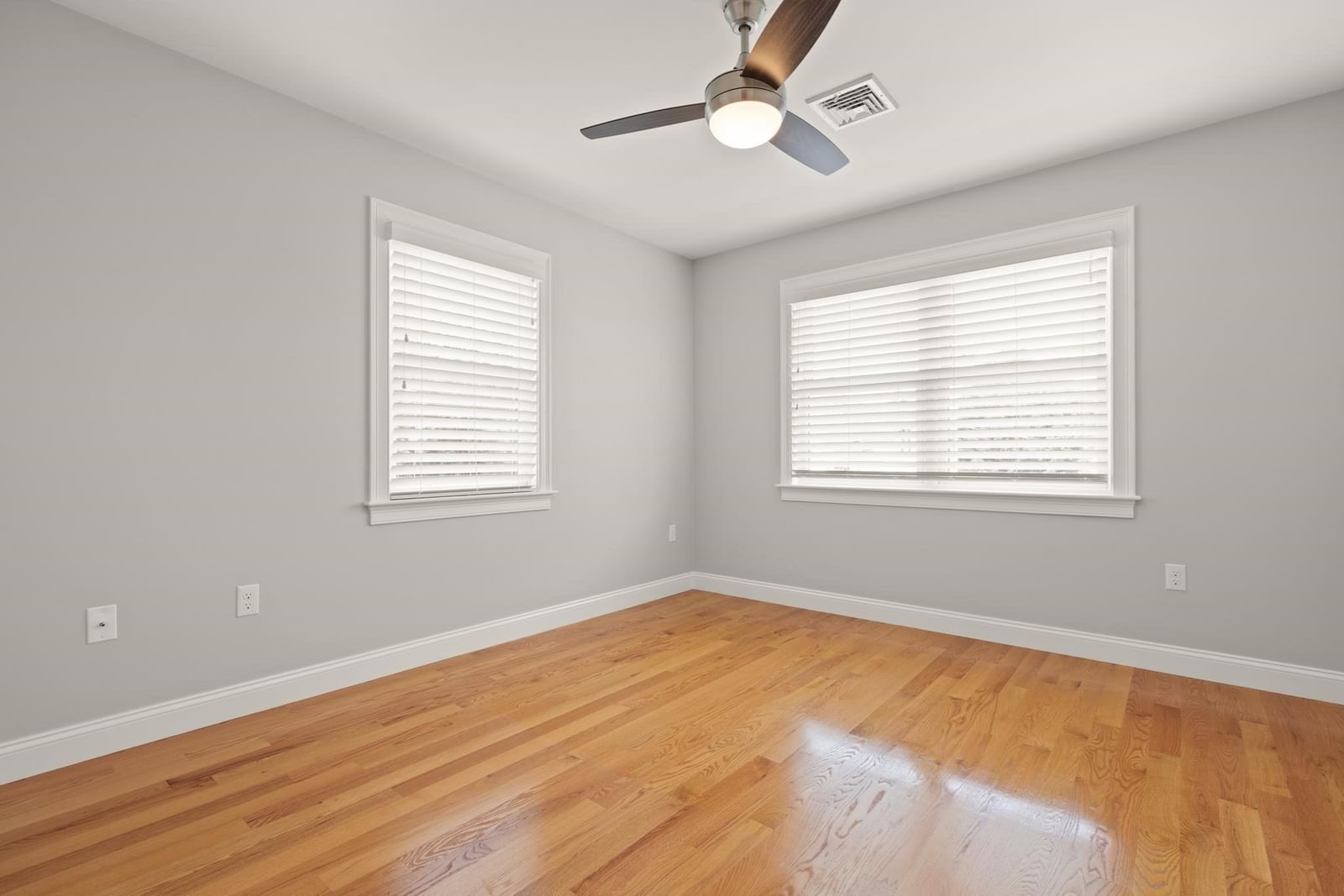 29 Wadsworth Ave #2 Waltham — Photo 24 of 41