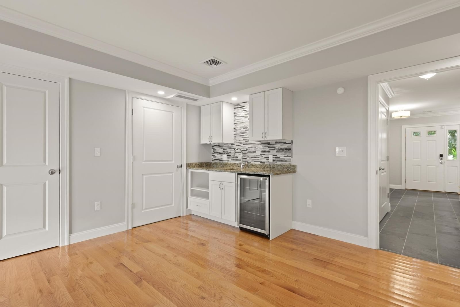 29 Wadsworth Ave #2 Waltham — Photo 29 of 41