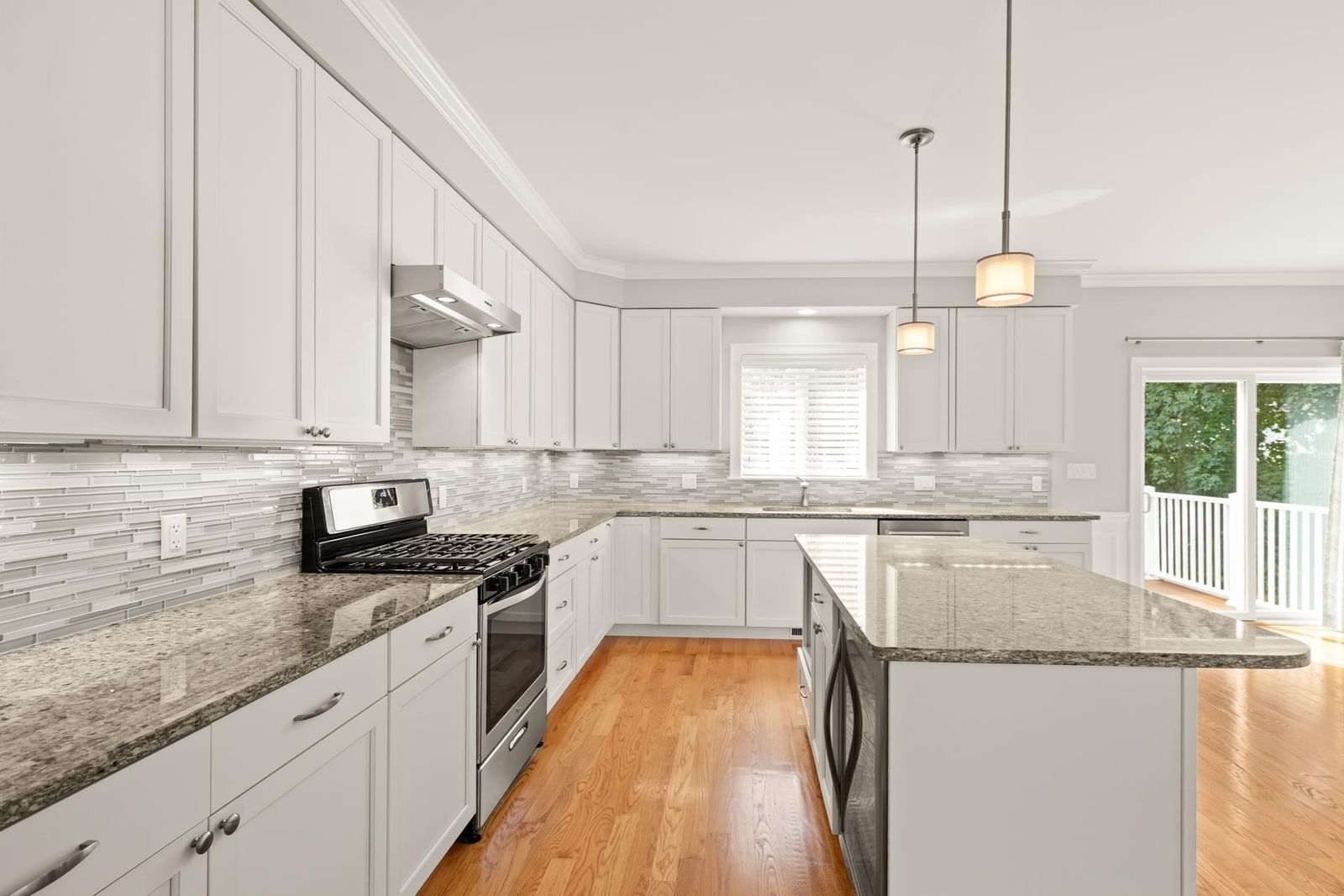 29 Wadsworth Ave #2 Waltham — Photo 6 of 41