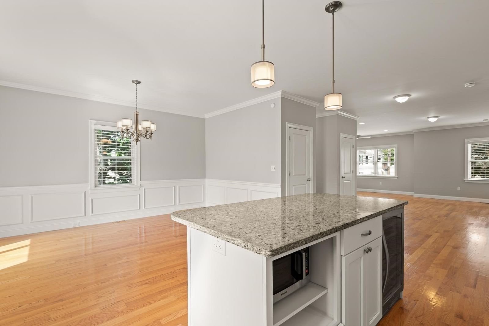 29 Wadsworth Ave #2 Waltham — Photo 8 of 41