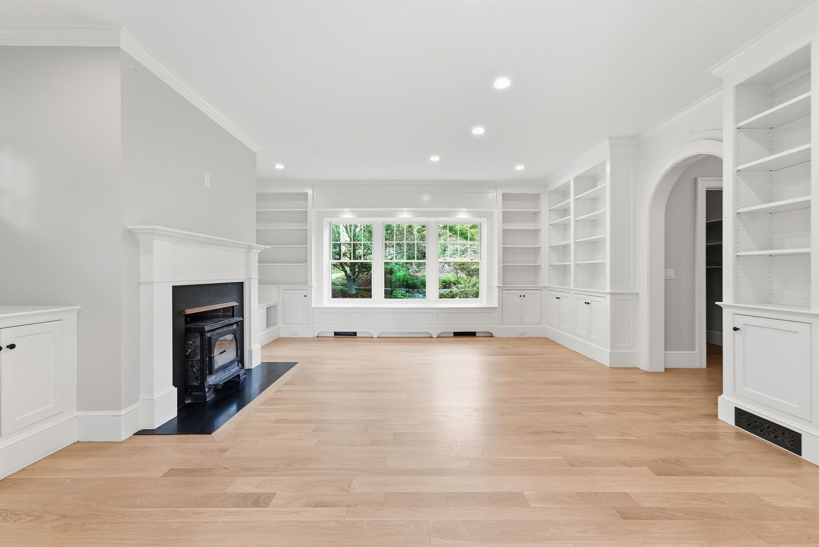 49 Willard Common Concord — Photo 13 of 34