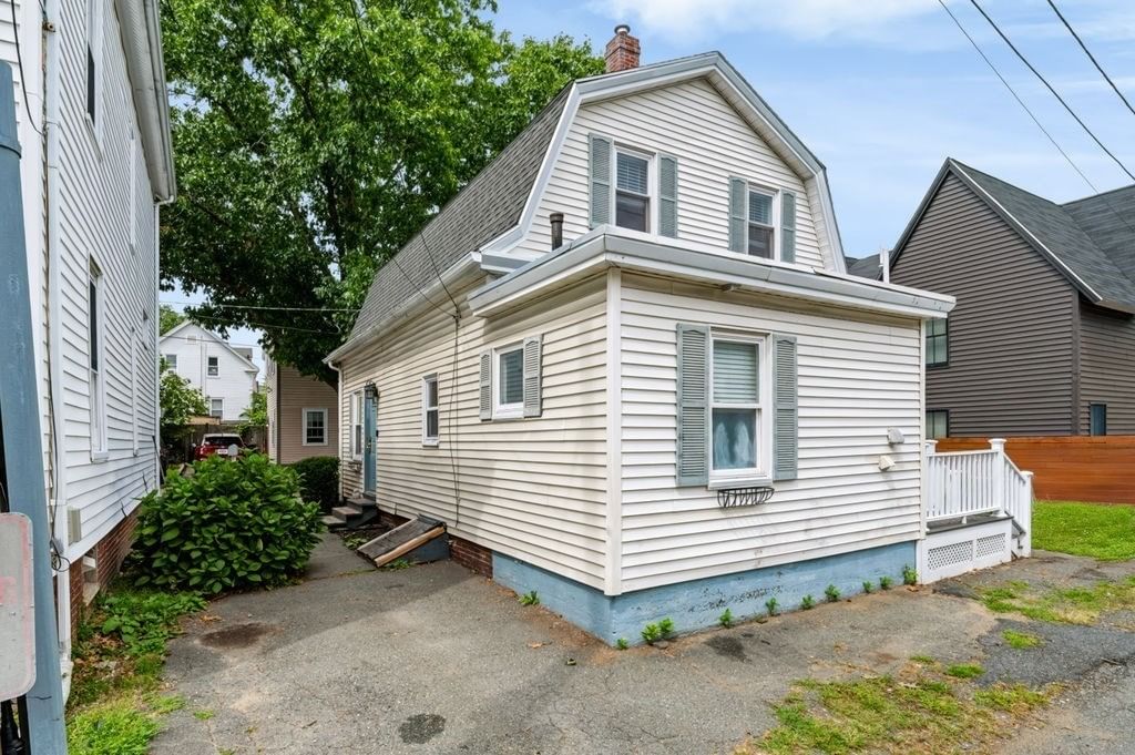 1 Randall St Salem — Photo 3 of 37