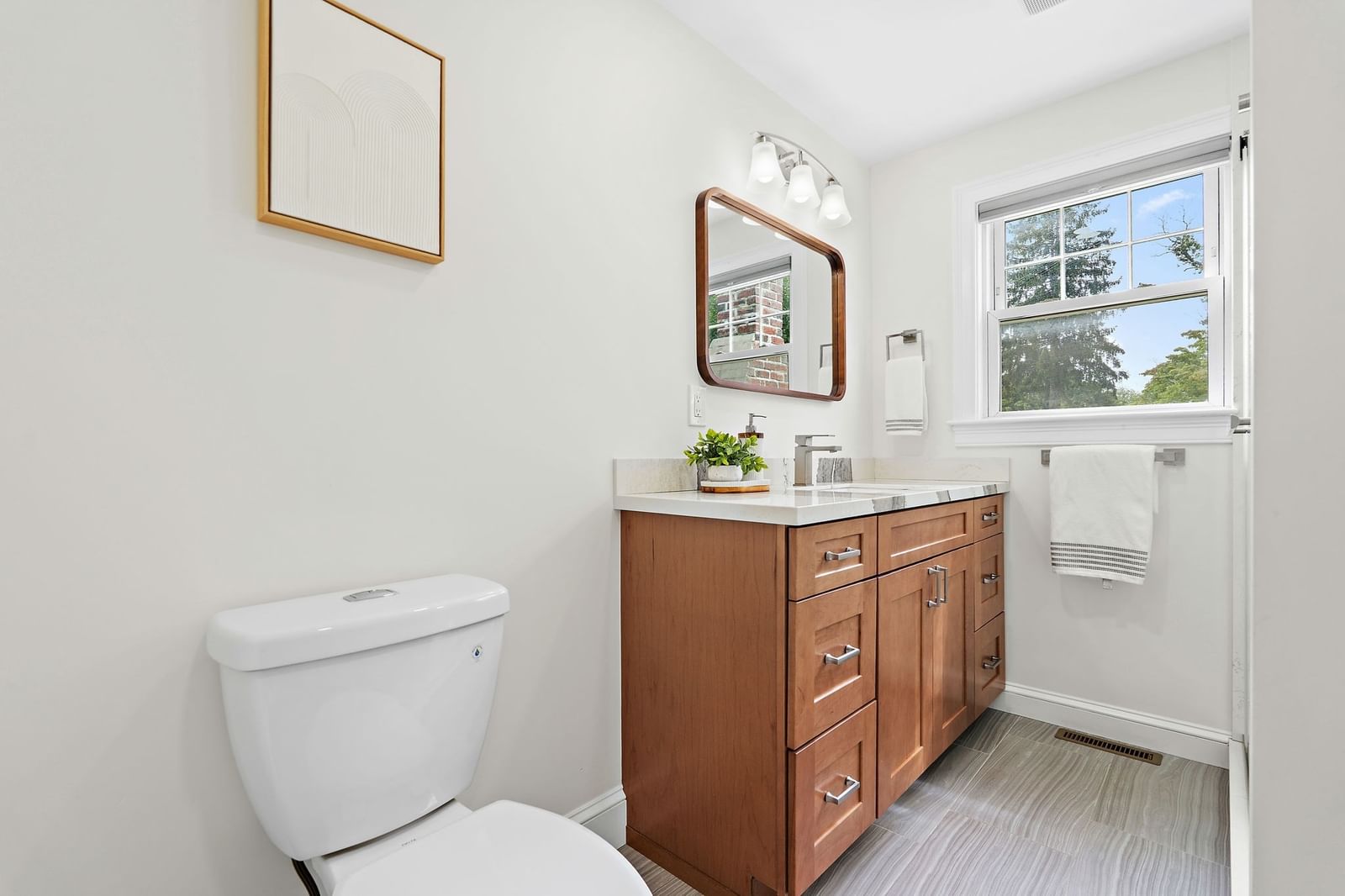 100 Muron Ave Bellingham — Photo 17 of 42