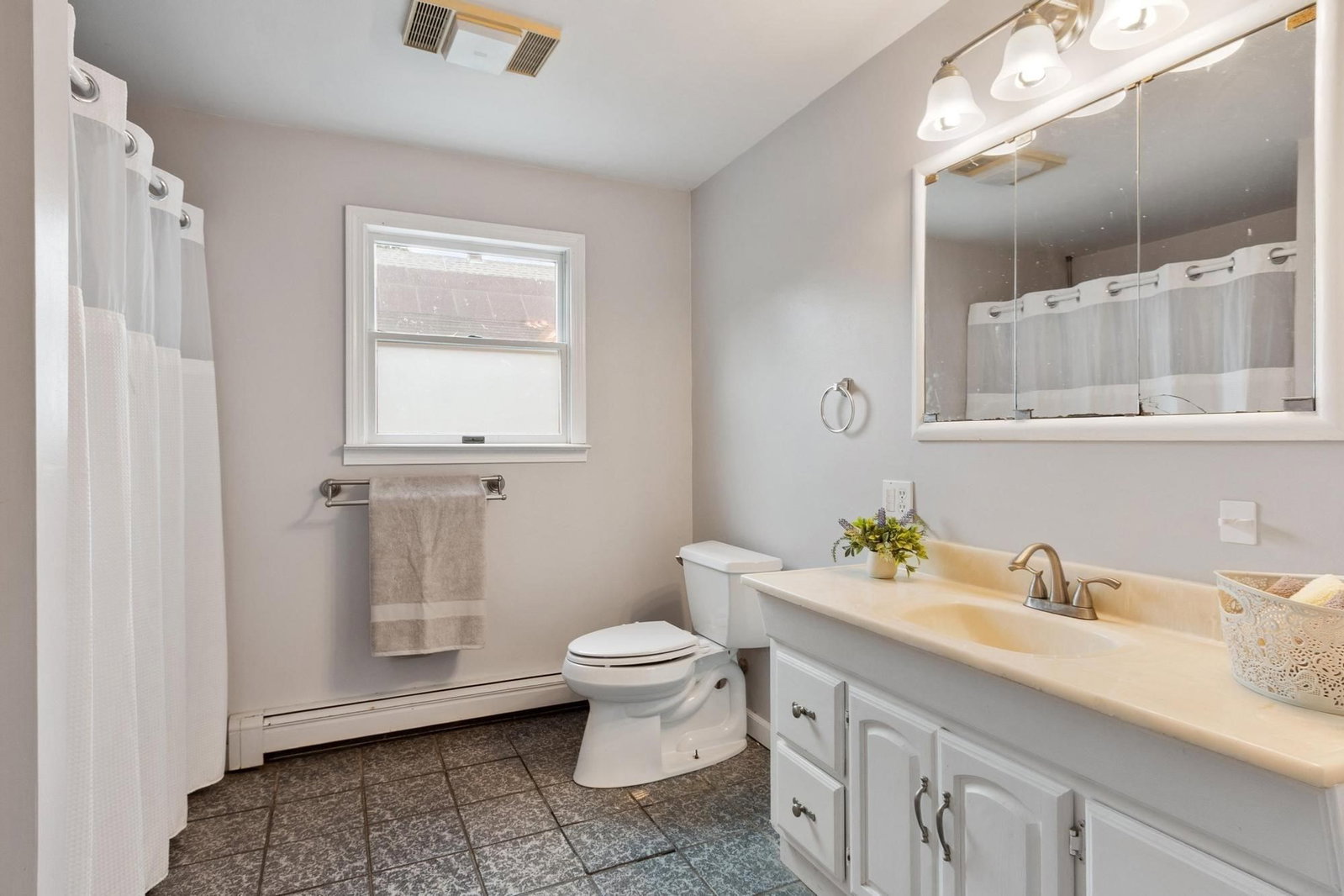 5 Branch St Gardner — Photo 11 of 28