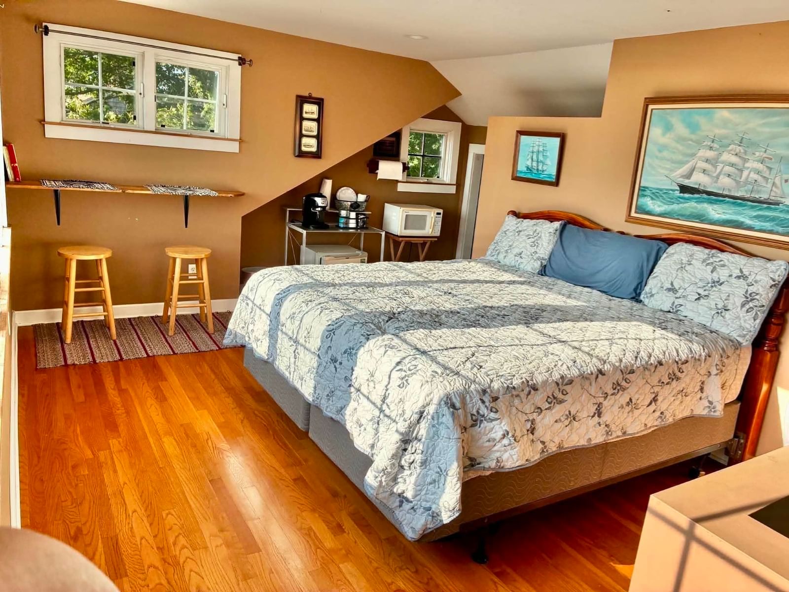 16 Middle St Fairhaven — Photo 12 of 29