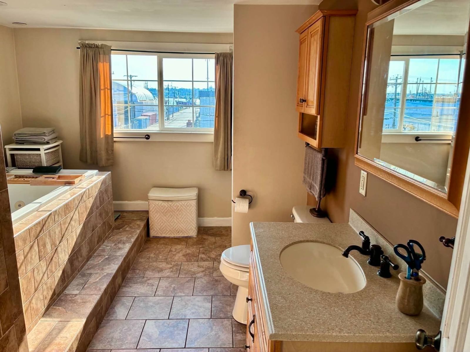 16 Middle St Fairhaven — Photo 18 of 29