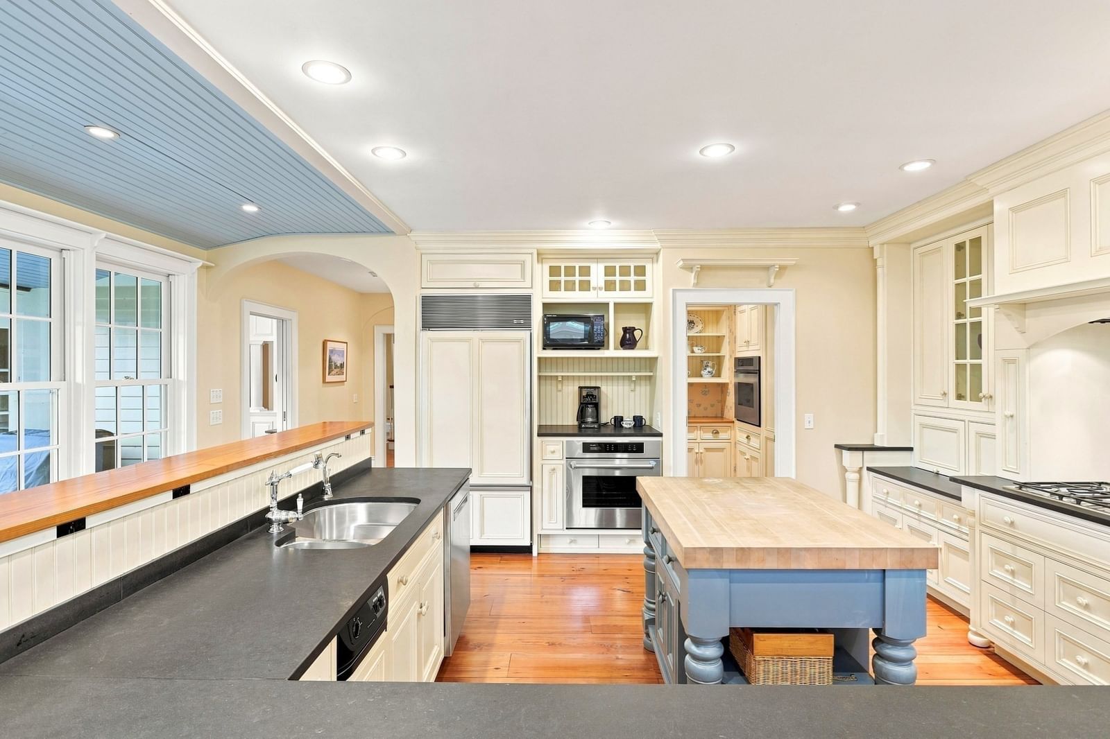 42 Adams Street Lexington — Photo 10 of 42
