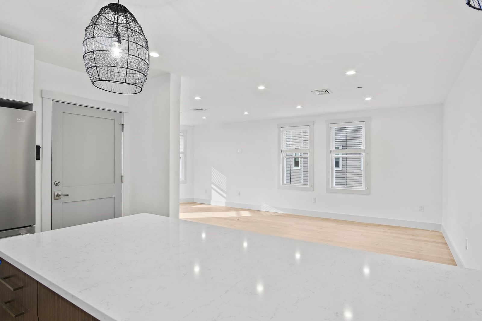 26 Crescent Ave #1 Boston — Photo 8 of 26
