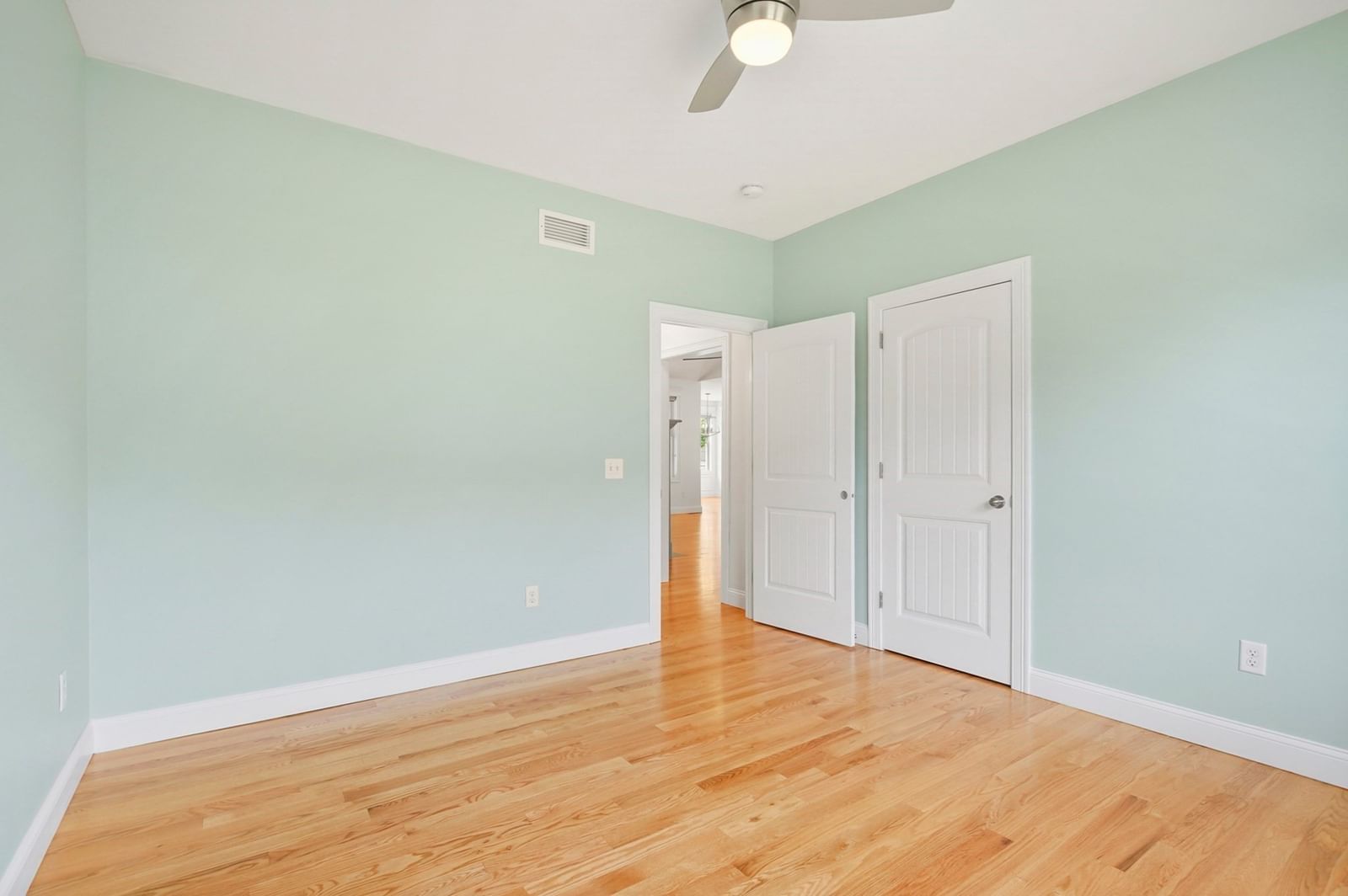 49 Magnolia Ln Belchertown — Photo 26 of 40
