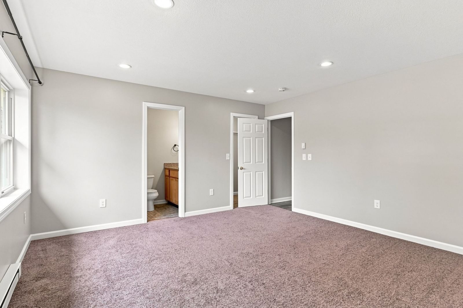 192 Empire St Chicopee — Photo 29 of 42
