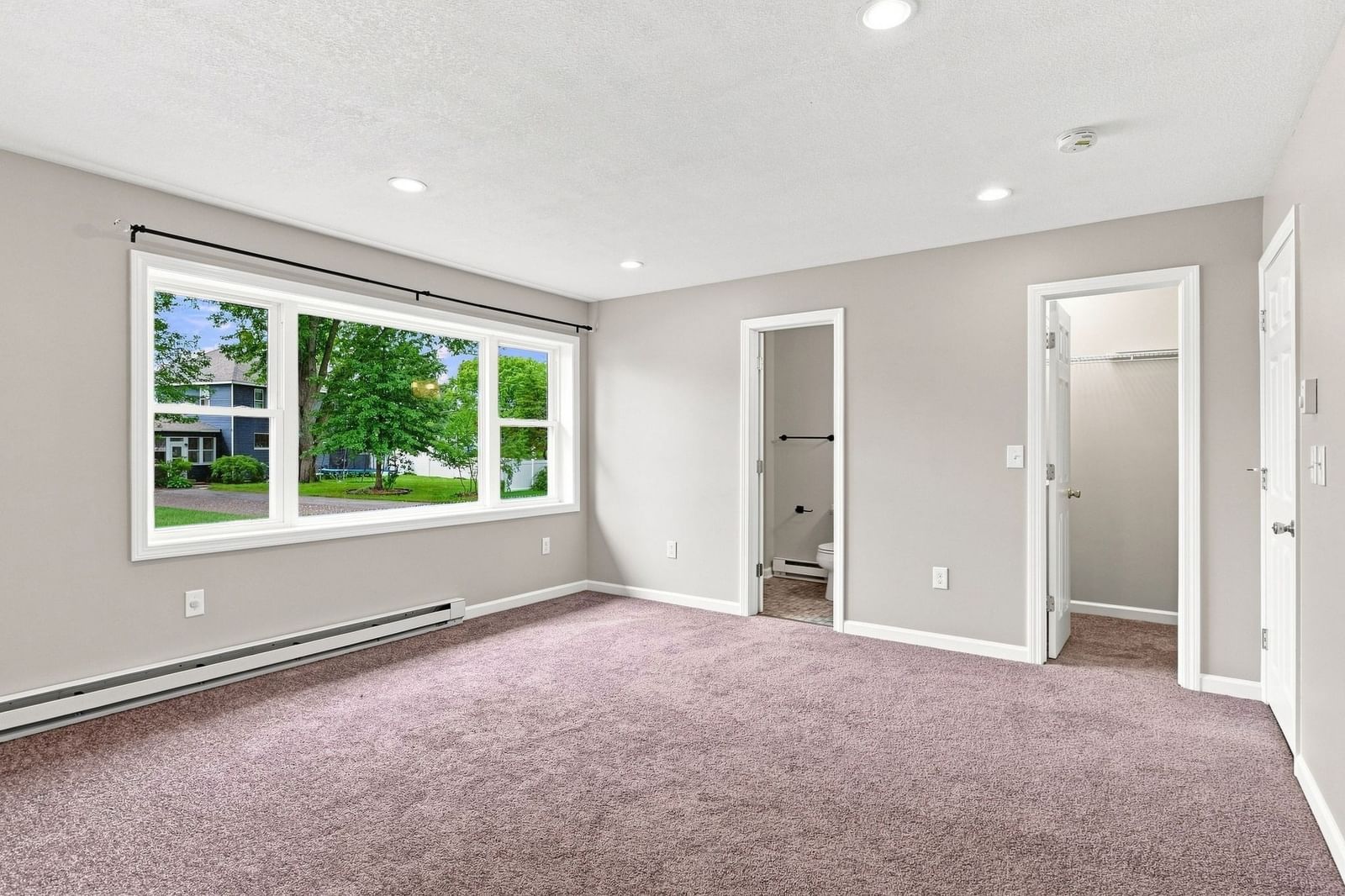 192 Empire St Chicopee — Photo 30 of 42