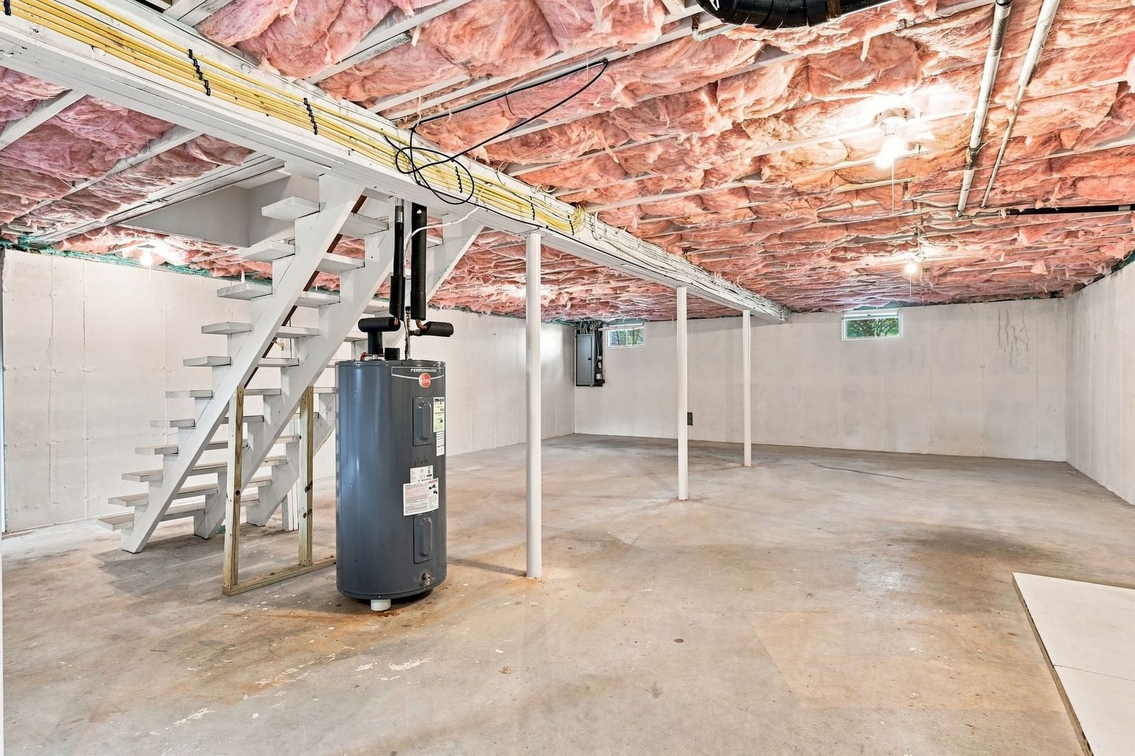 192 Empire St Chicopee — Photo 36 of 42