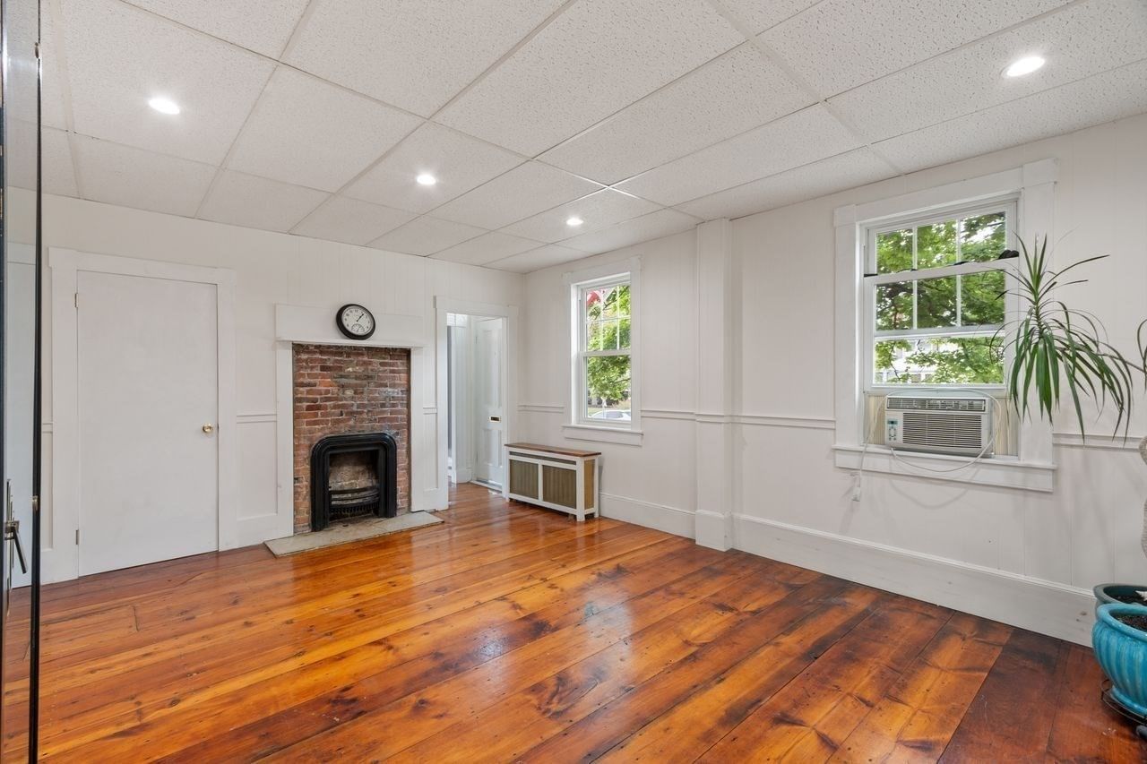727 Andover Lowell — Photo 11 of 34