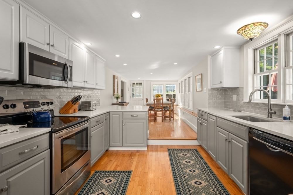 24 Mount Pleasant St Rockport — Photo 11 of 42