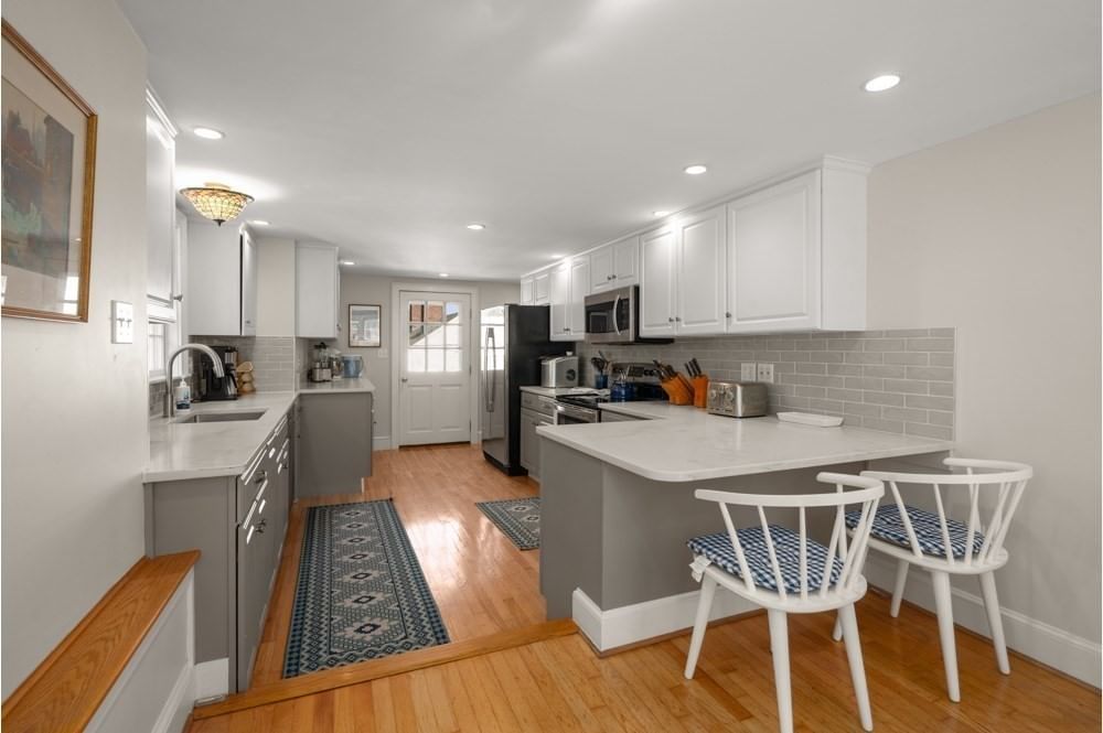 24 Mount Pleasant St Rockport — Photo 8 of 42