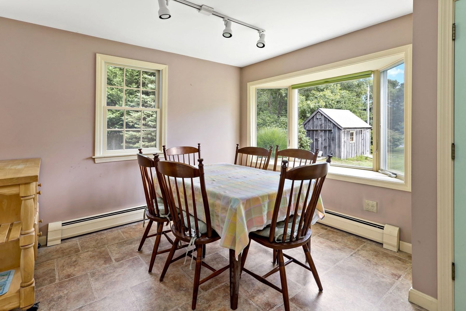 378 Ames Way Barnstable — Photo 9 of 26