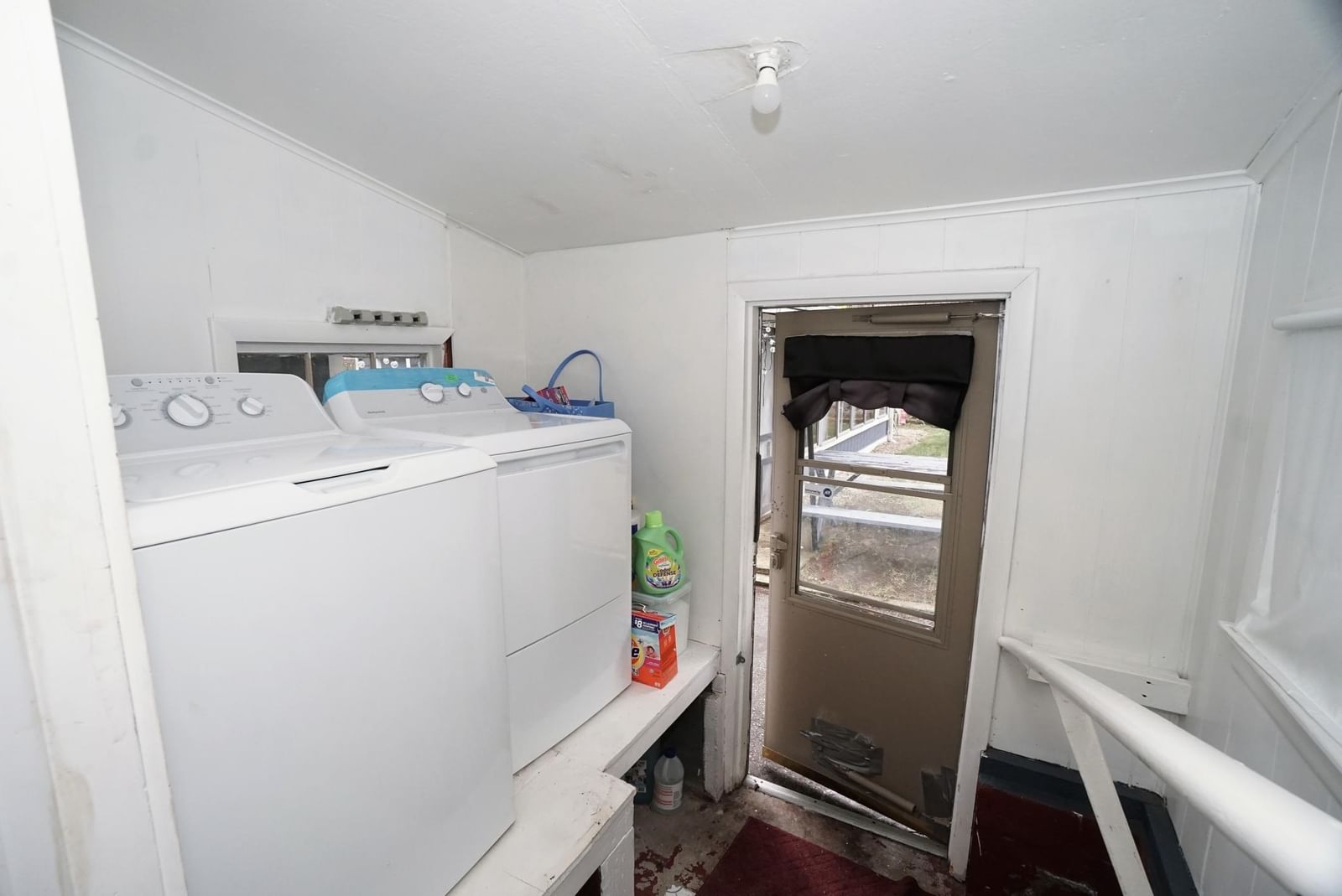 12 Bailey St Lynn — Photo 16 of 42