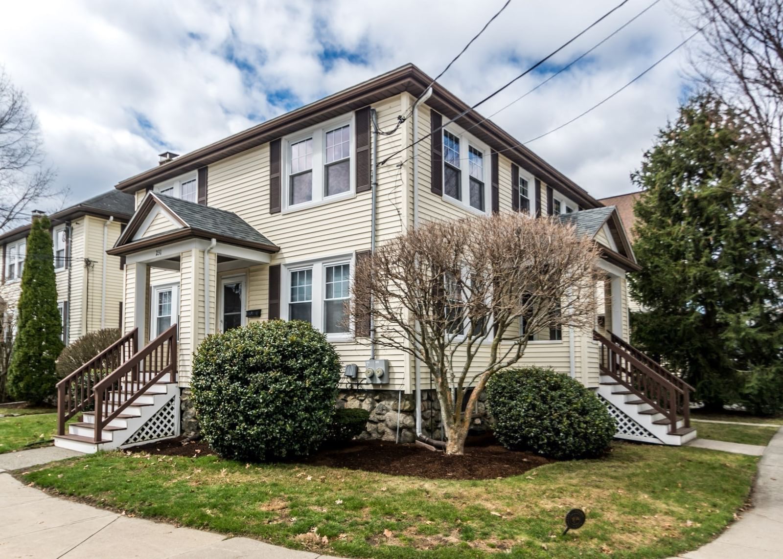 231 Lowell Street #2 Waltham — Photo 18 of 23