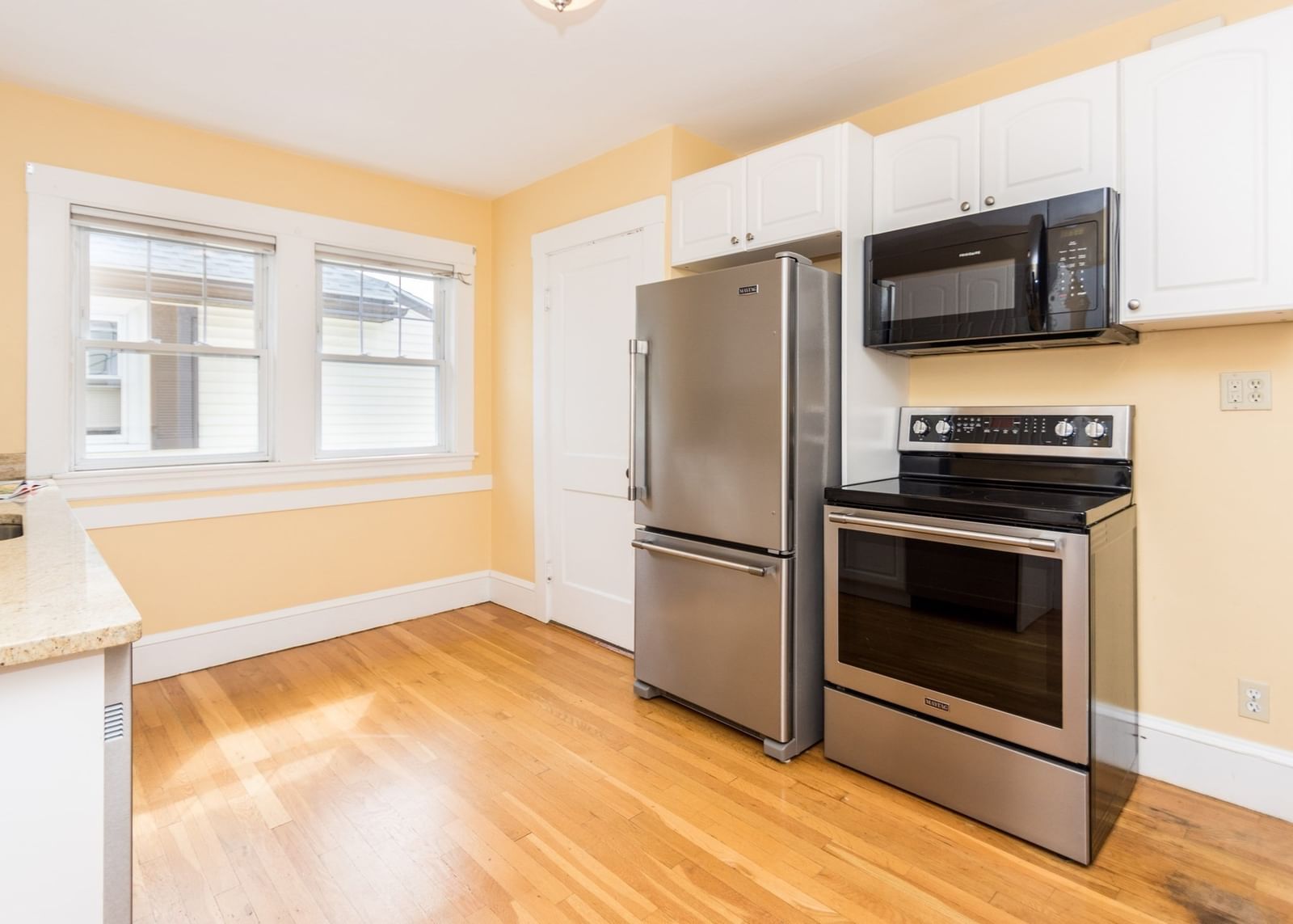 231 Lowell Street #2 Waltham — Photo 7 of 23