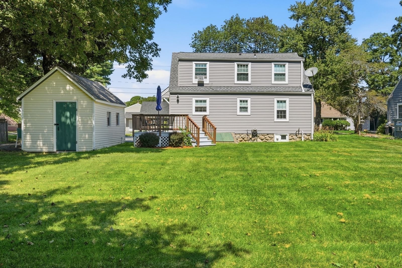 43 Spruce Street Shrewsbury — Photo 31 of 36