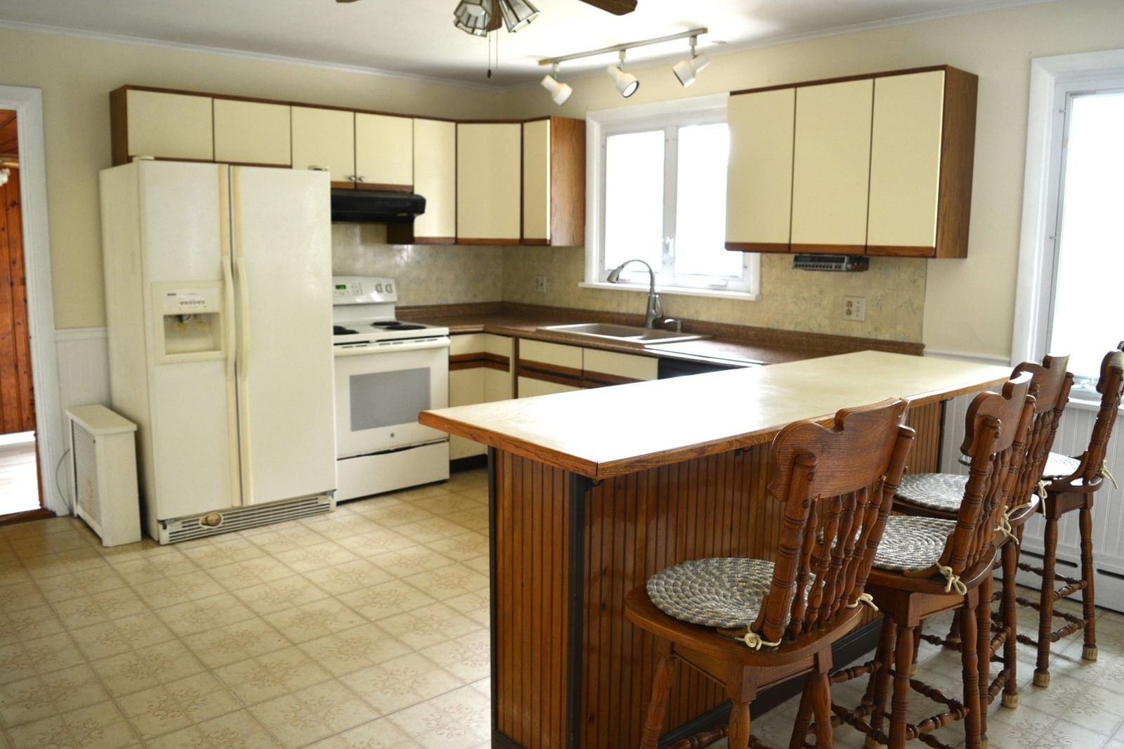 18 Highland Park Drive West Springfield — Photo 10 of 36