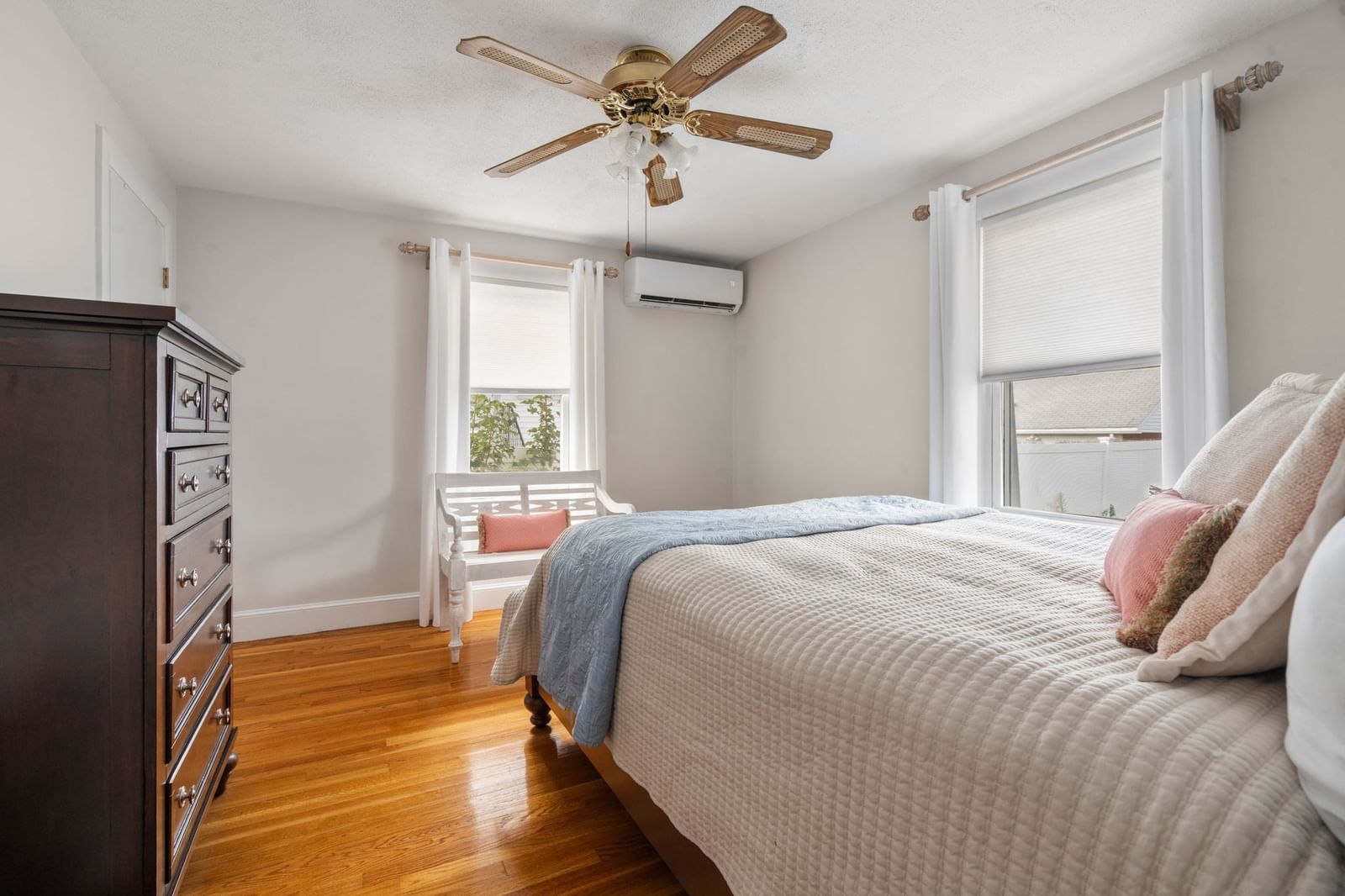 175 Rumney Rd Revere — Photo 14 of 35