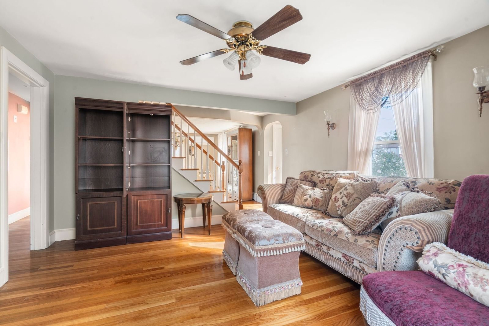 175 Rumney Rd Revere — Photo 16 of 35