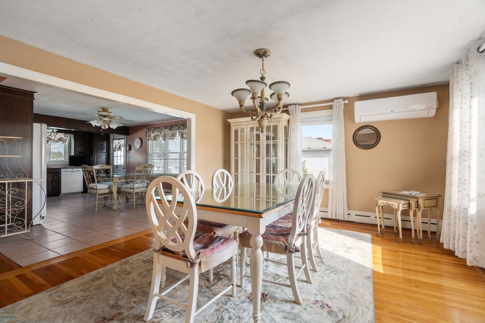 175 Rumney Rd Revere — Photo 18 of 35